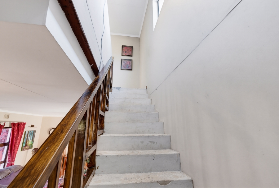 4 Bedroom Property for Sale in Edgemead Western Cape